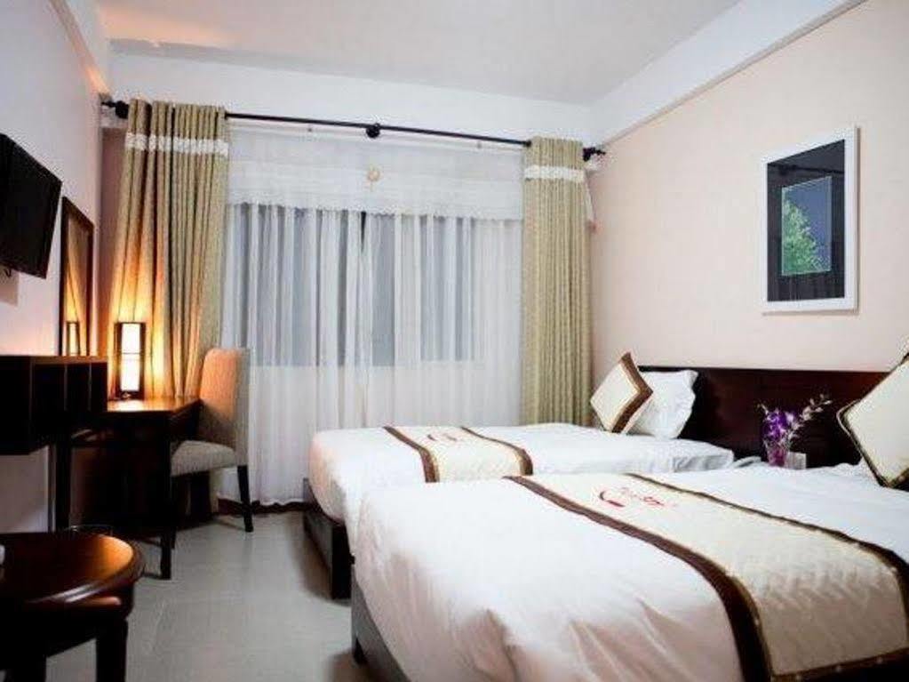 Hue Smile Hotel Esterno foto